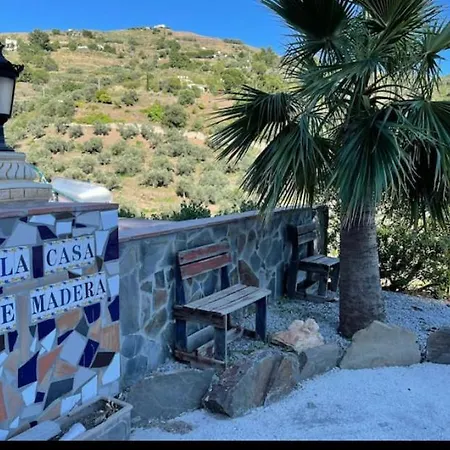 Villa La Casa De Madera